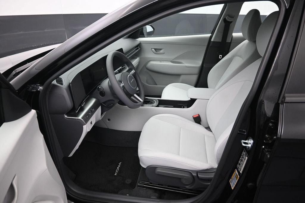 New 2027 Hyundai Kona SE FWD image 9