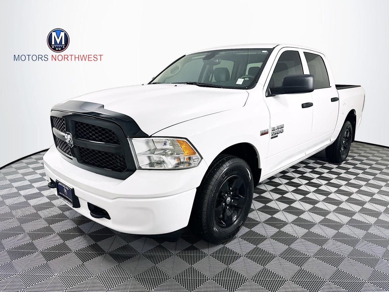 Used 2023 RAM 1500 Classic SLT w/ Protection Group AWD/4WD image 1