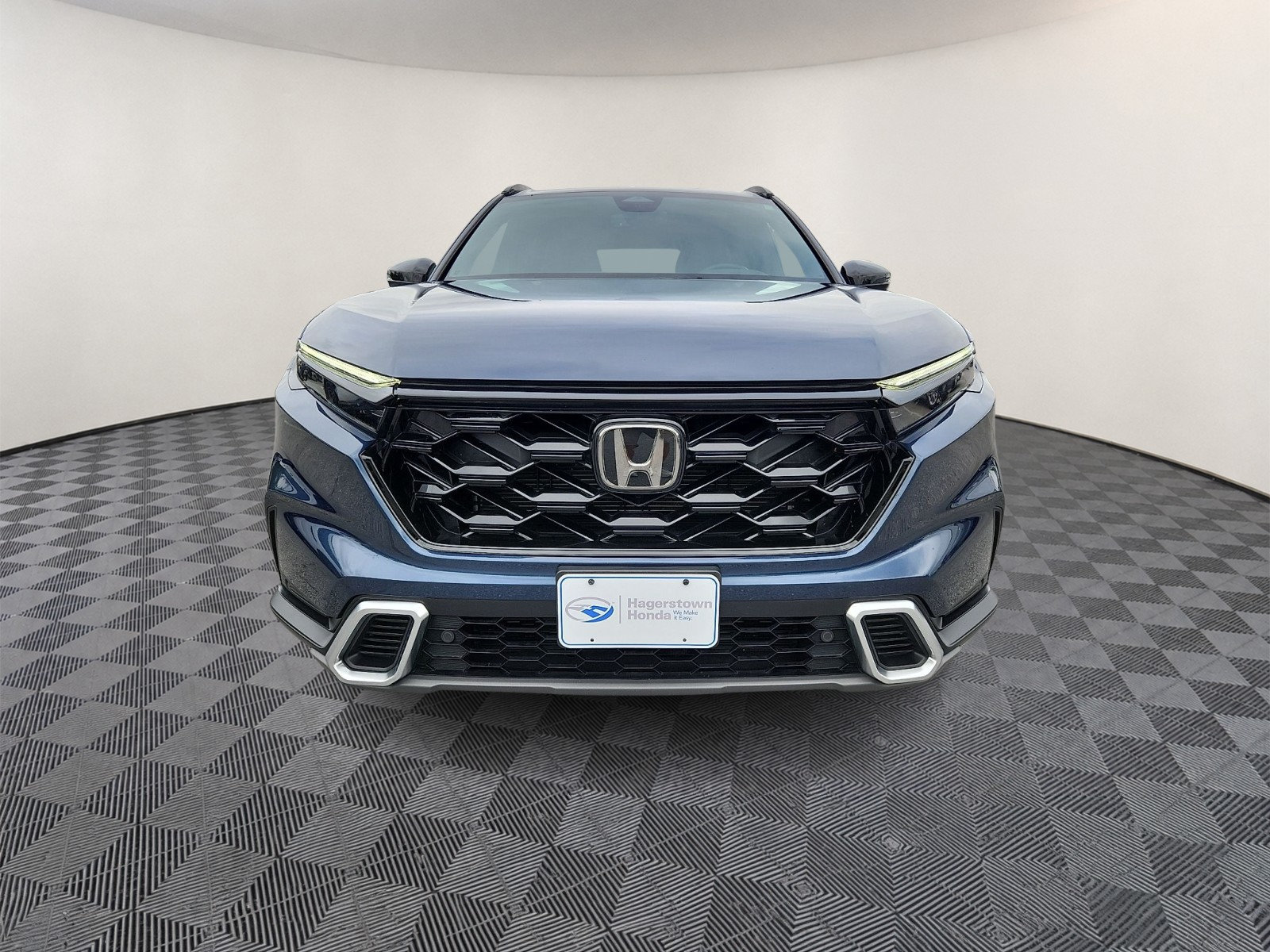 Used 2025 Honda CR-V Sport Touring image 2