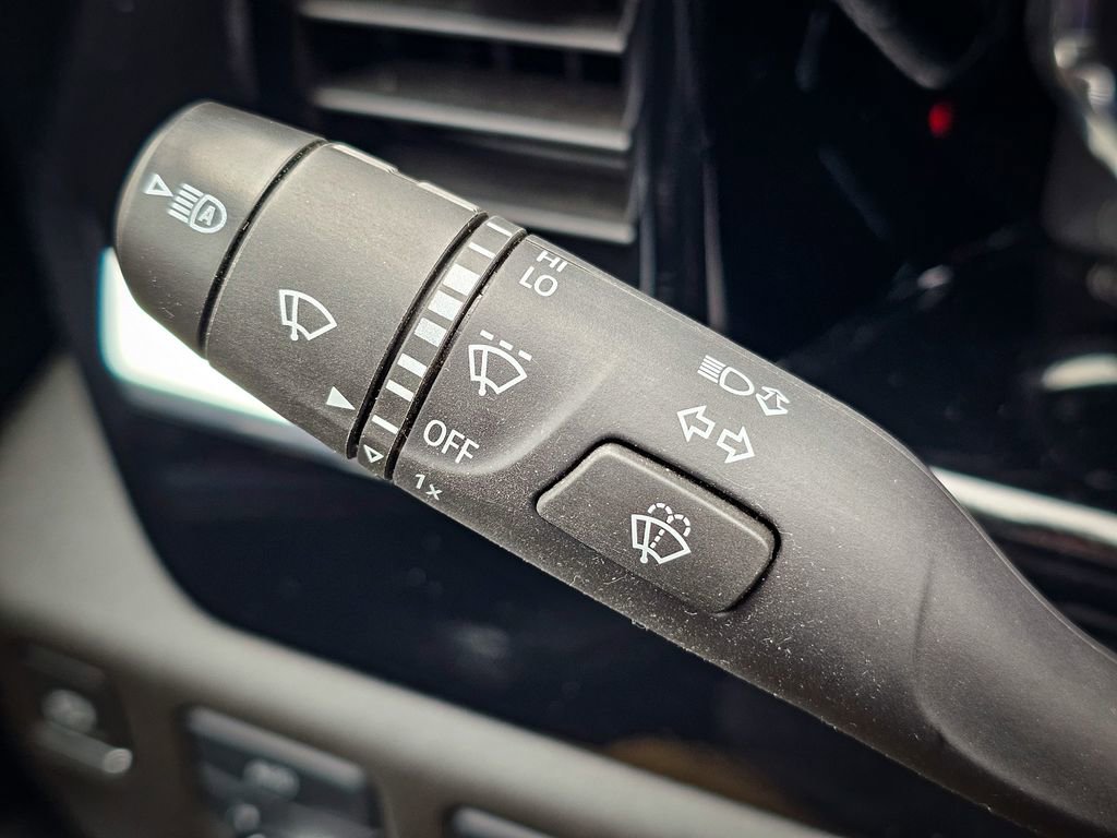 Certified 2024 GMC Sierra 1500 SLE w/ Preferred Package image 19