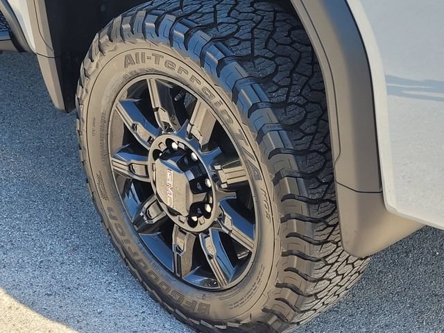 Used 2024 GMC Sierra 3500 AT4 w/ AT4 Premium Plus Package AWD/4WD image 7