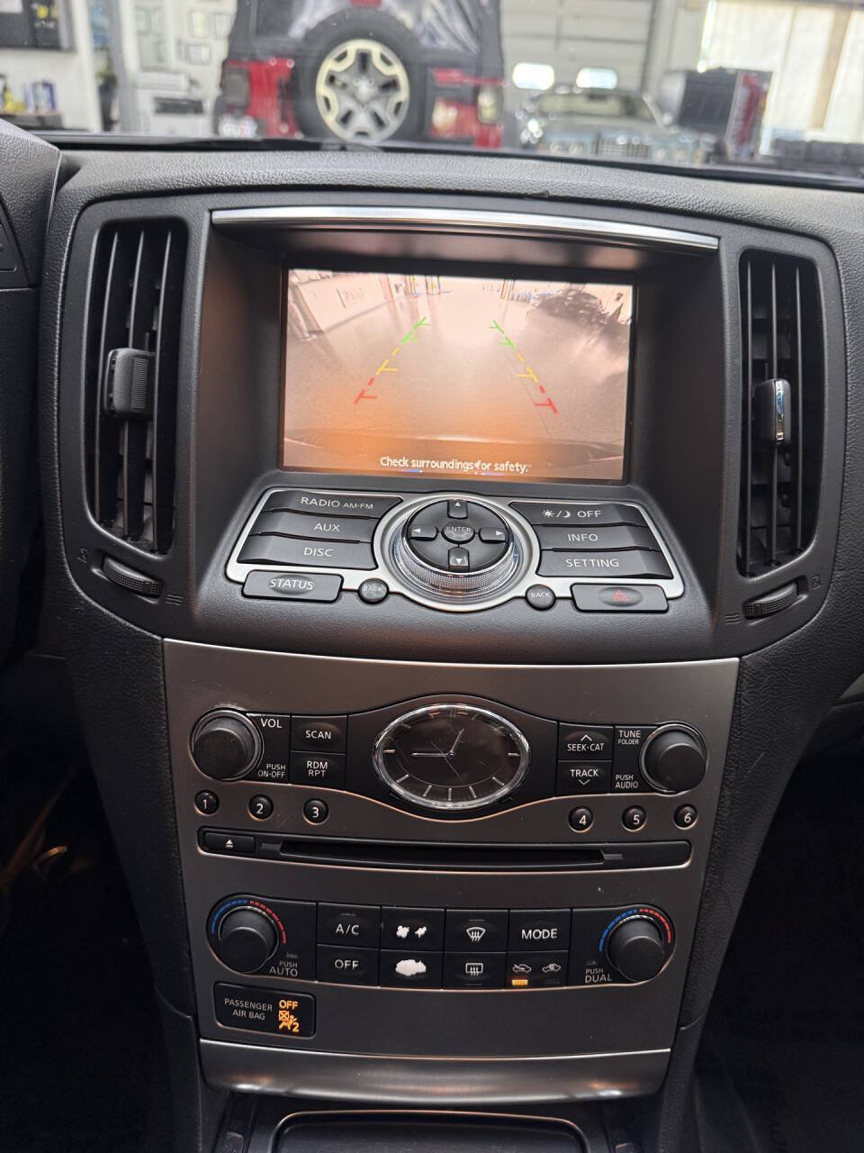 Used 2011 INFINITI G25 x w/ Moonroof Pkg AWD/4WD image 28