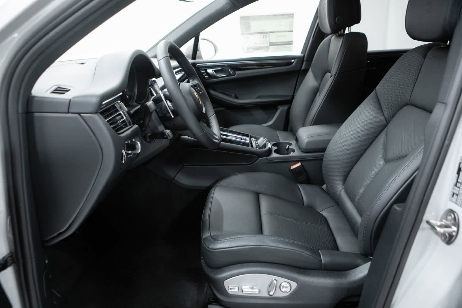 New 2026 Porsche Macan AWD/4WD image 23