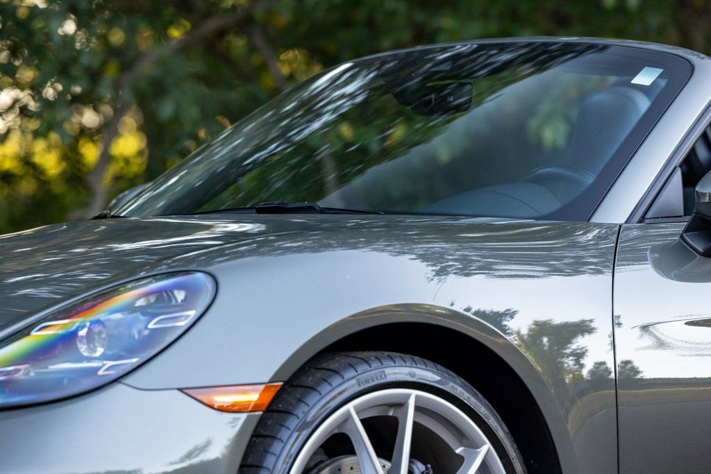 Used 2021 Porsche 718 Boxster Base w/ Premium Package image 82