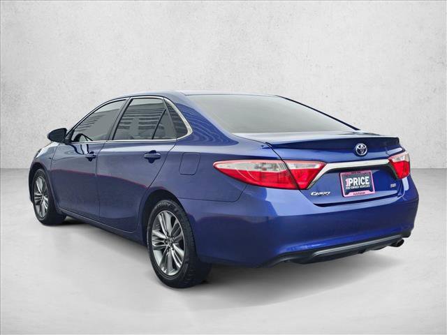 Used 2015 Toyota Camry SE image 3