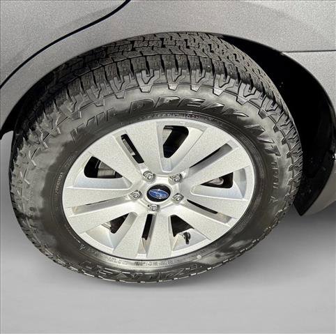 Used 2019 Subaru Outback 2.5i Premium image 9