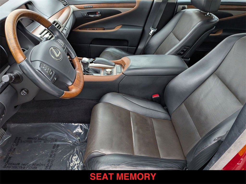 Used 2013 Lexus LS 460 L image 3