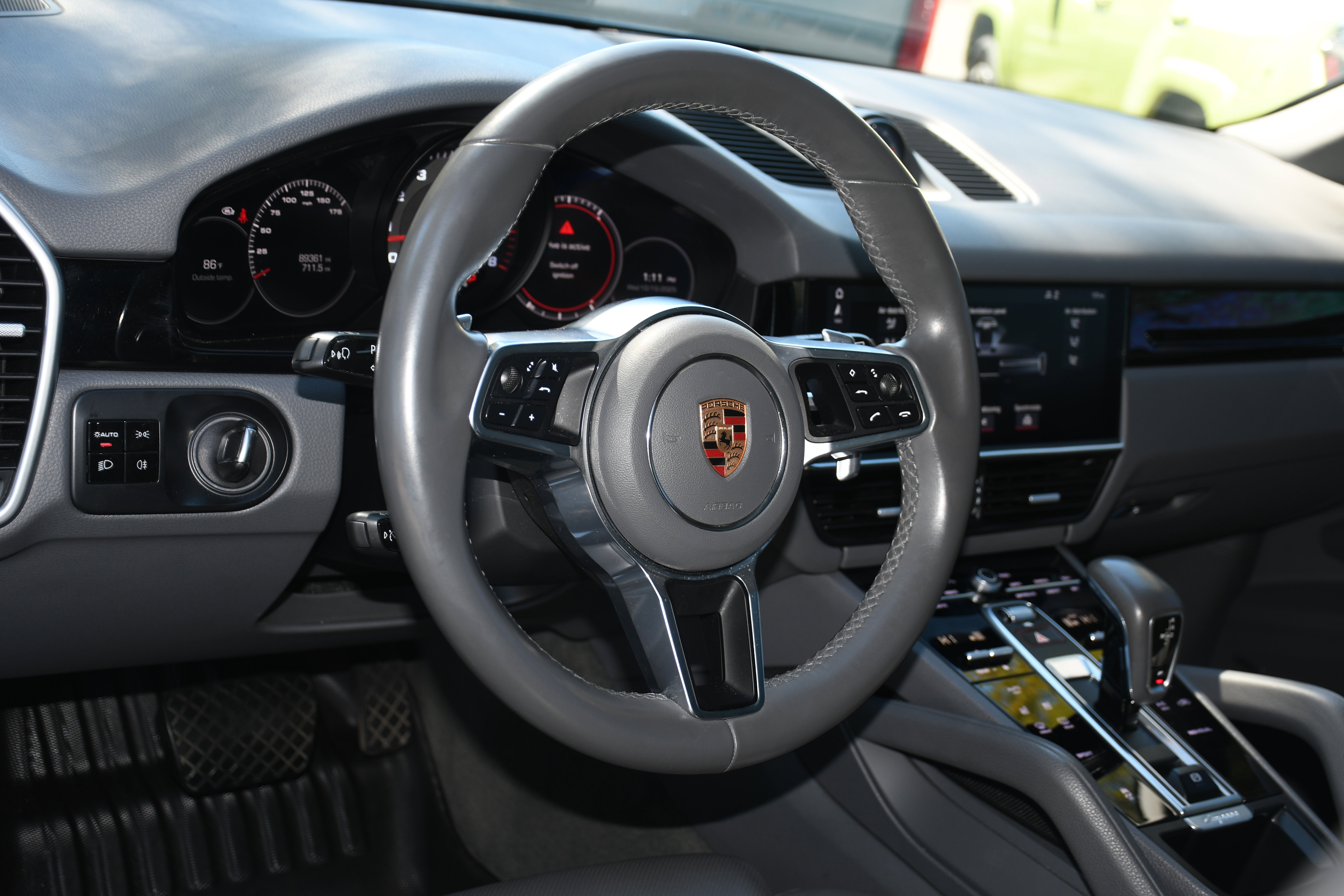 Used 2019 Porsche Cayenne image 9