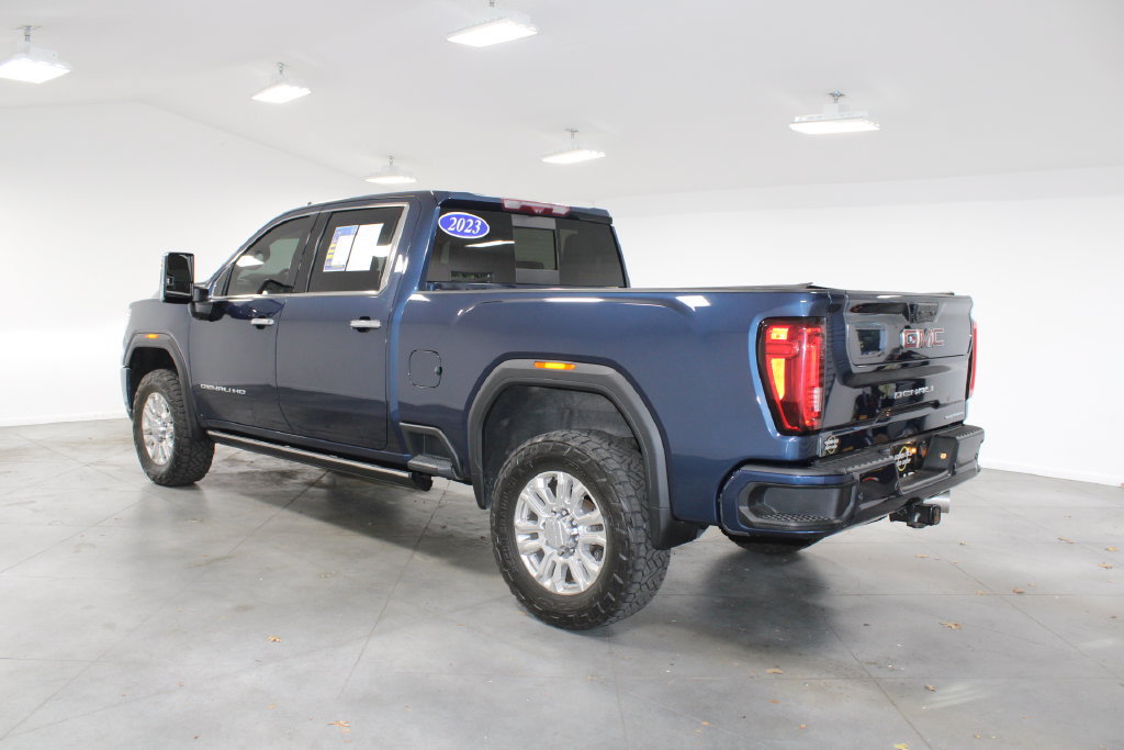 Used 2022 GMC Sierra 2500 Denali w/ Denali Ultimate Package AWD/4WD image 7
