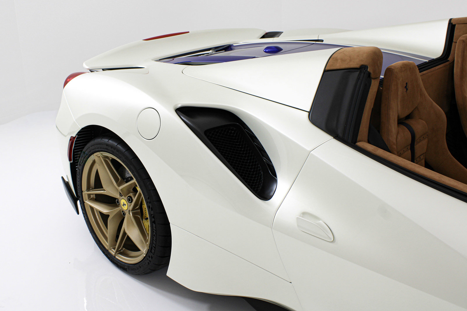 Certified 2020 Ferrari 488 Pista Spider RWD image 18