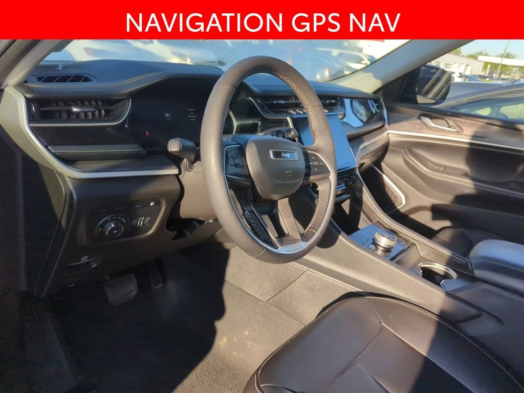 Used 2023 Jeep Grand Cherokee 4WD 4xe image 7