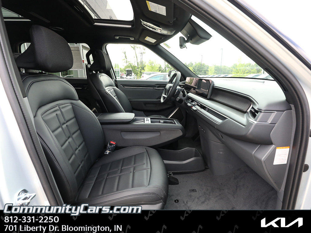 New 2026 Kia EV9 Land w/ Nightfall Edition Package AWD/4WD image 18