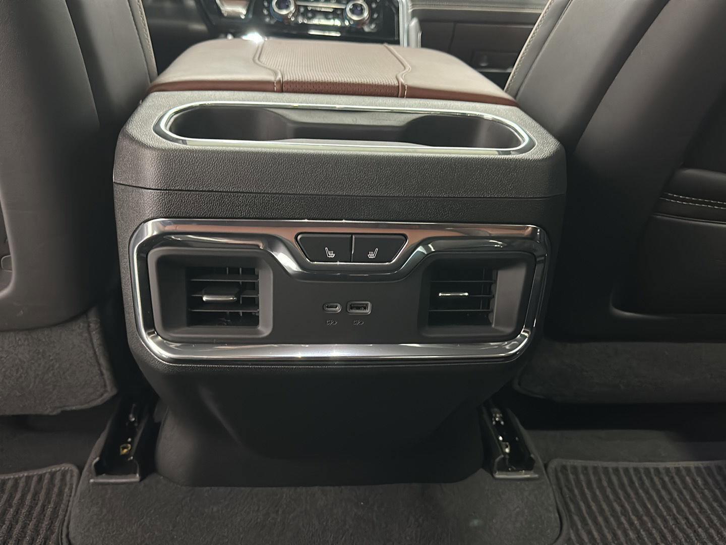 Used 2024 GMC Sierra 1500 Denali Ultimate image 24