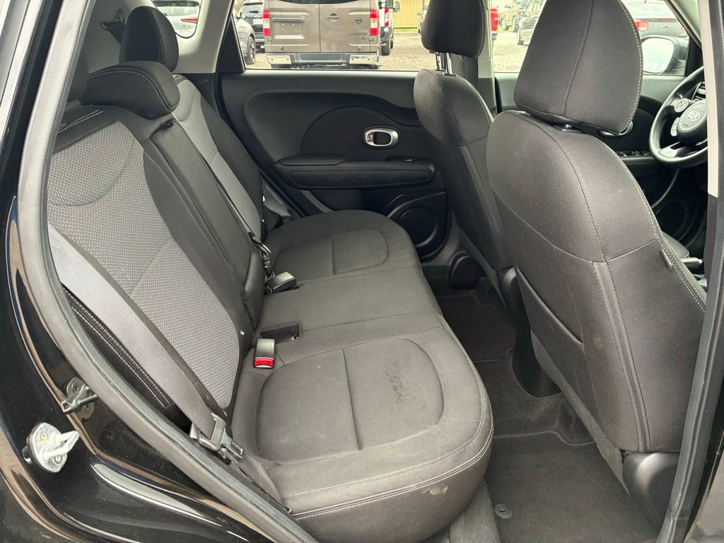Used 2019 Kia Soul + FWD image 15