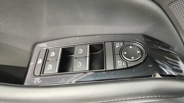 Used 2026 MAZDA MAZDA3 s Sport FWD image 10