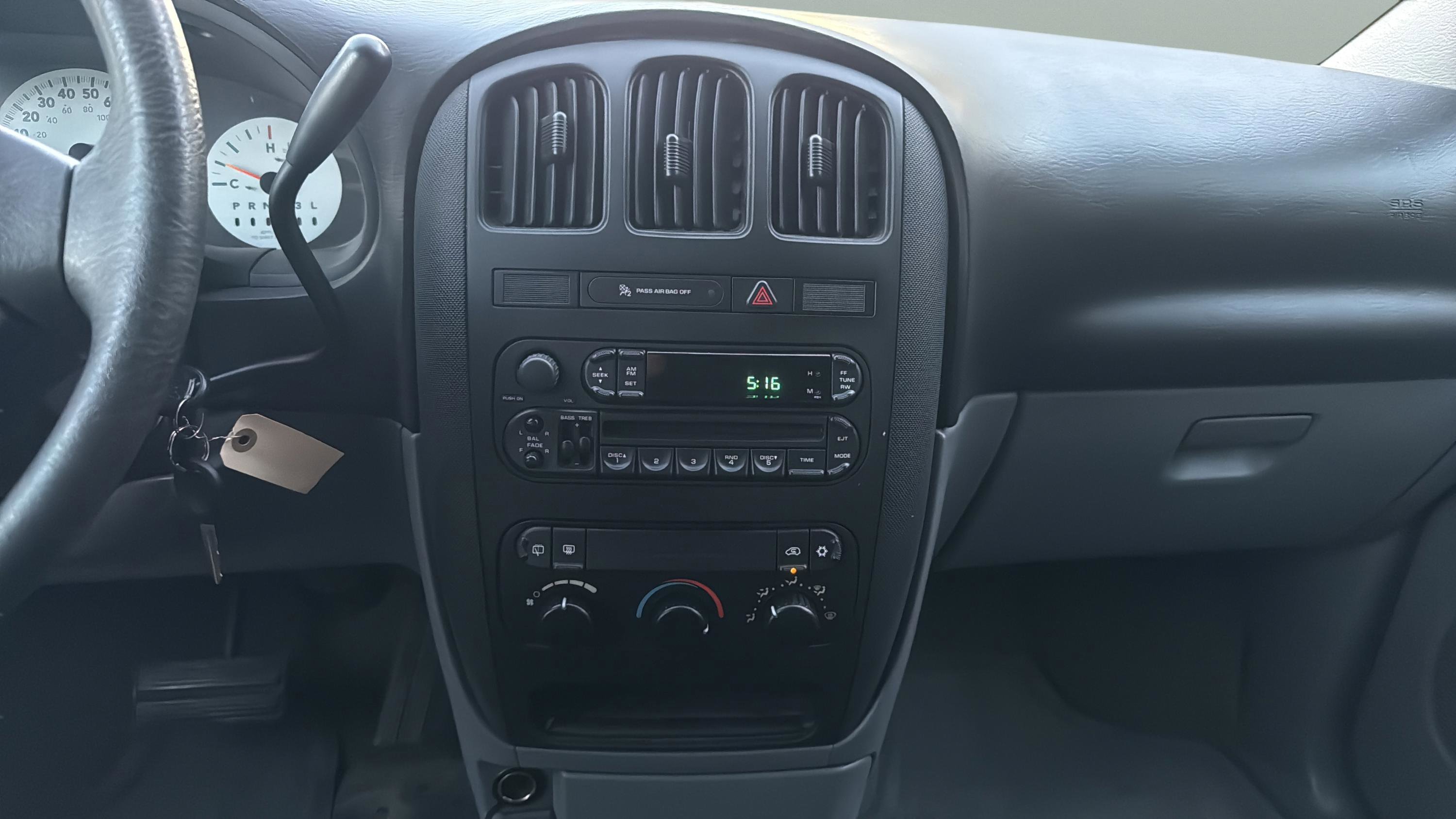 Used 2005 Dodge Grand Caravan SE image 18