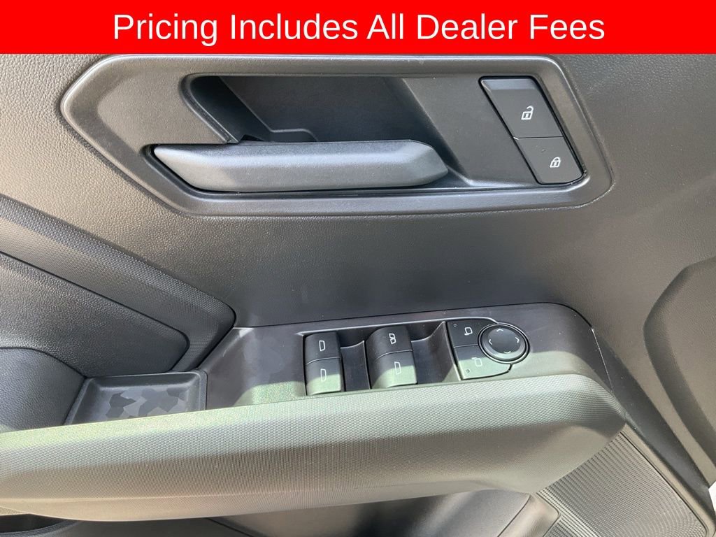 Used 2026 Chevrolet Colorado Trail Boss AWD/4WD image 4