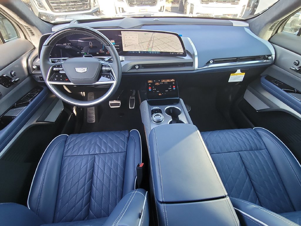 Used 2026 Cadillac Vistiq Premium Luxury AWD/4WD image 19