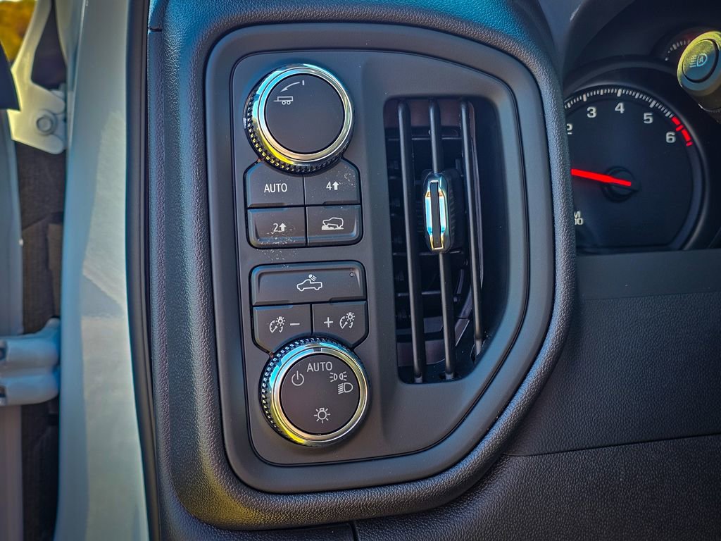 New 2026 GMC Sierra 1500 Pro w/ Pro Value Package image 15