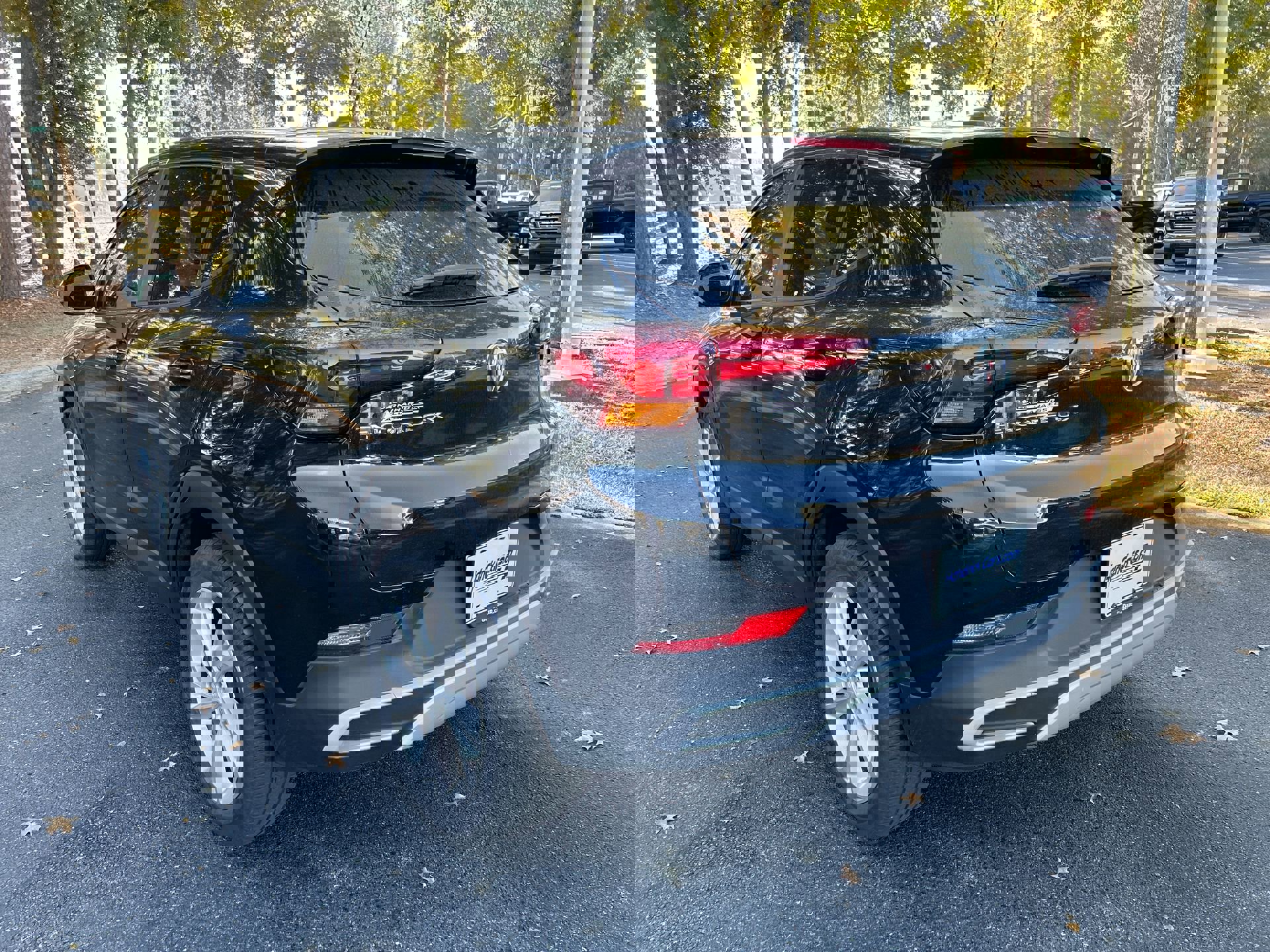 Used 2022 Buick Encore GX Preferred w/ Cold Weather Comfort Package image 7