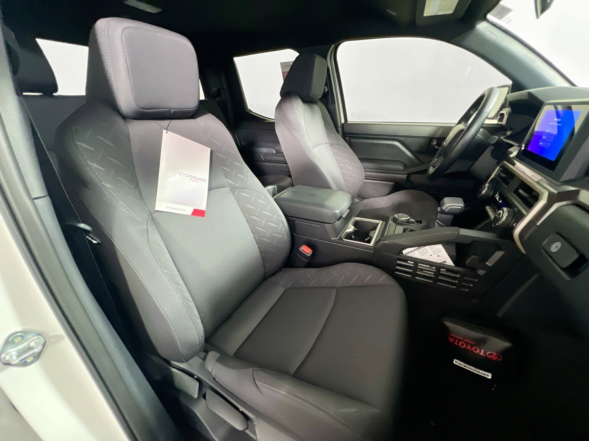 New 2025 Toyota Tacoma SR5 image 31