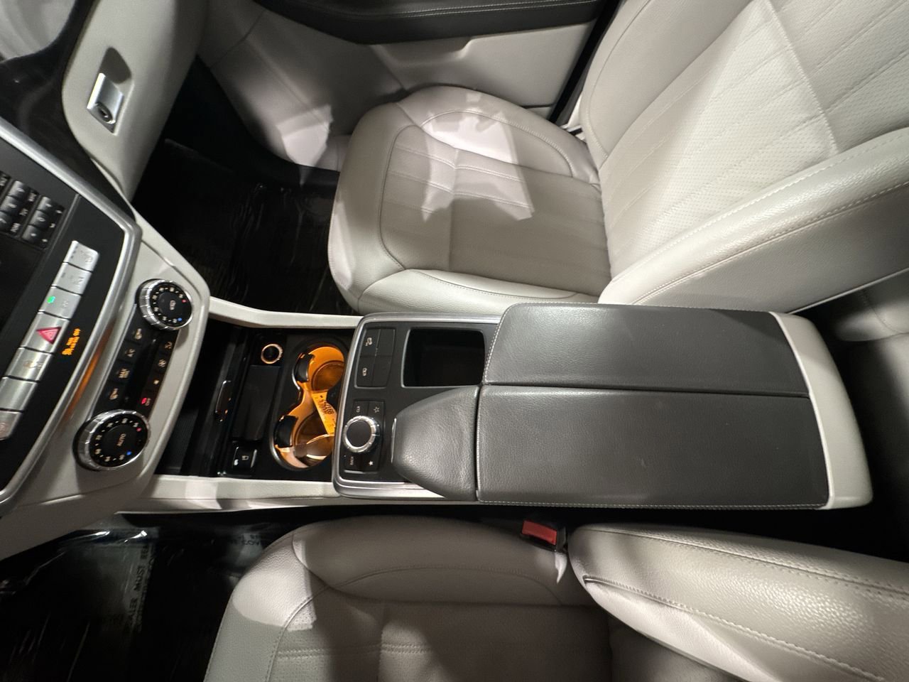 Used 2016 Mercedes-Benz GL 450 4MATIC image 29