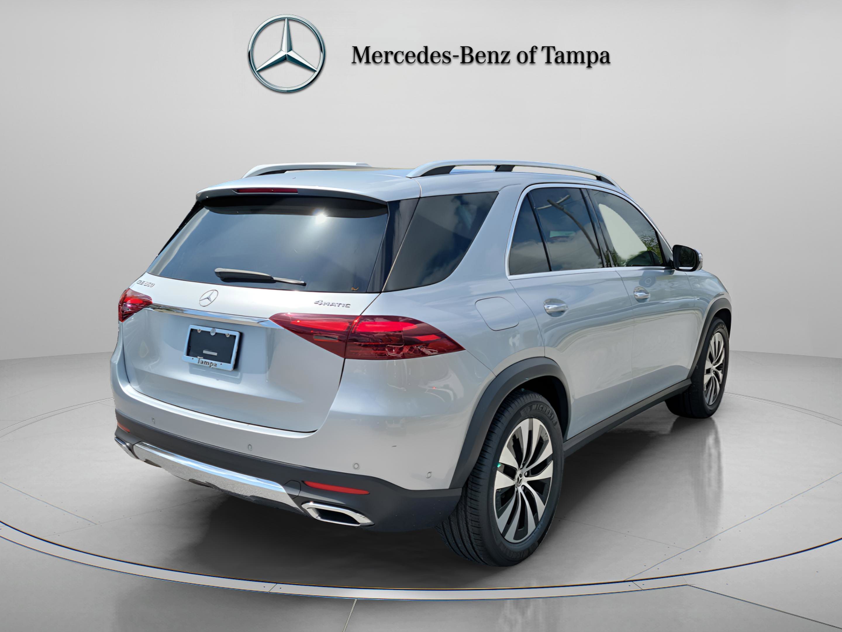 Certified 2024 Mercedes-Benz GLE 350 4MATIC image 3