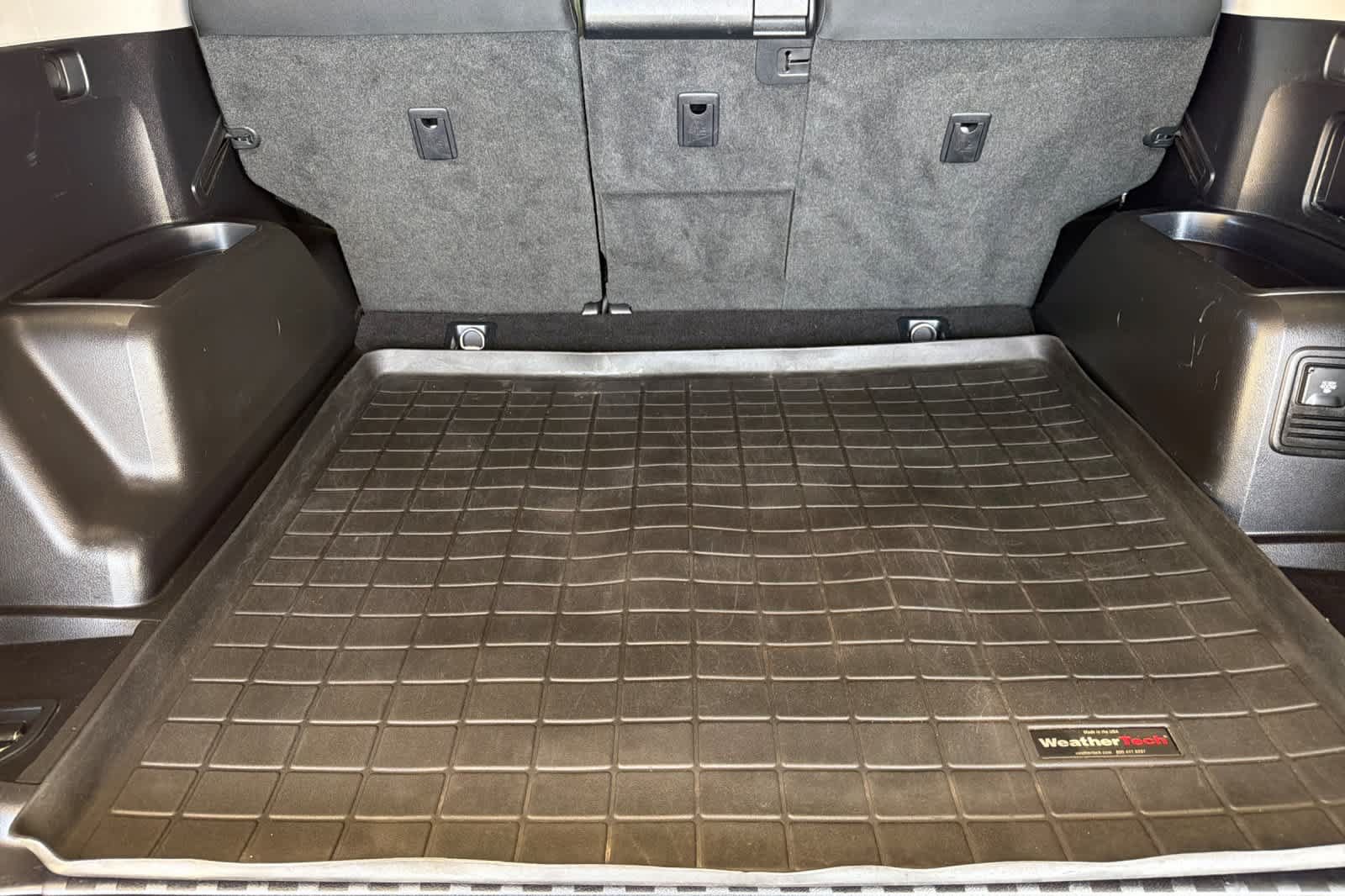 Used 2019 Toyota 4Runner SR5 AWD/4WD image 15