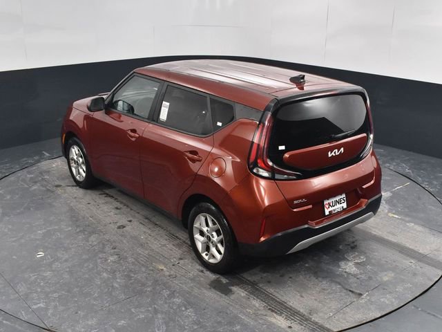 Used 2023 Kia Soul LX w/ Option Group 015 image 35