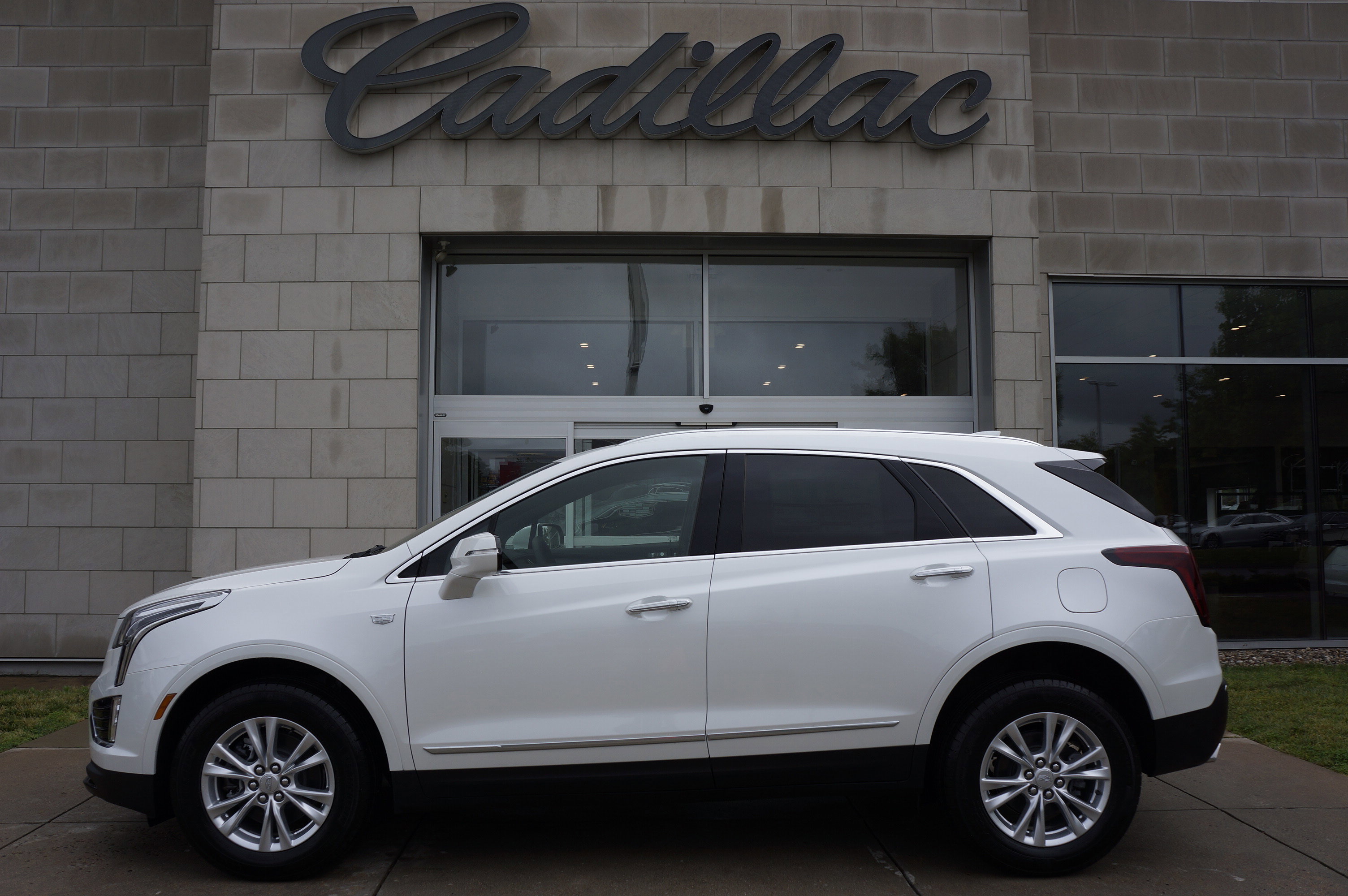 Used 2024 Cadillac XT5 Luxury image 10