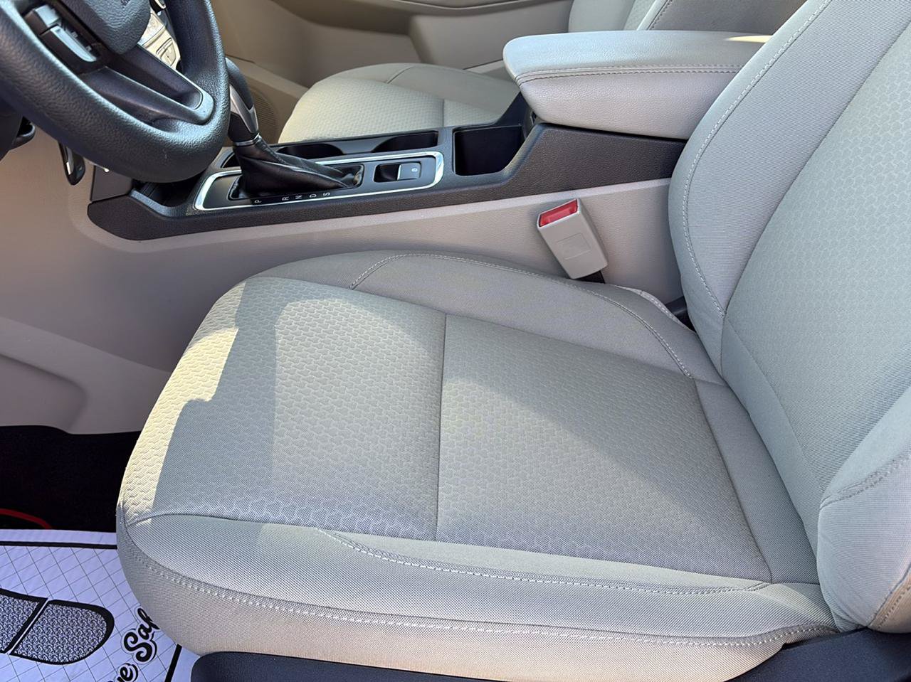 Used 2018 Ford Escape SE AWD/4WD image 17