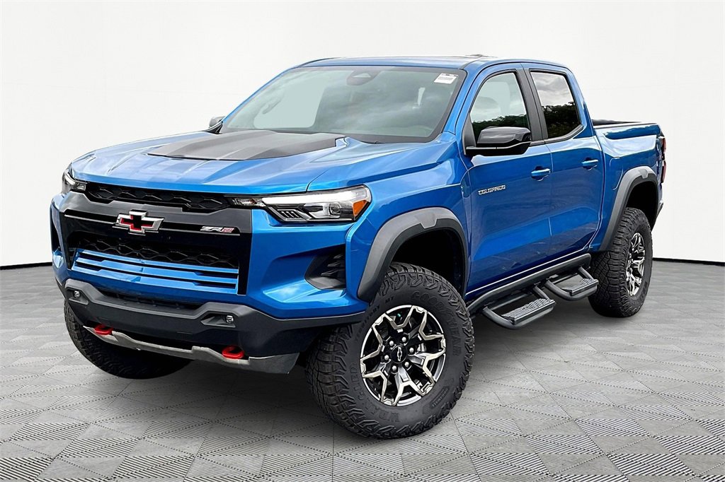 Used 2024 Chevrolet Colorado ZR2 w/ Safety Package
