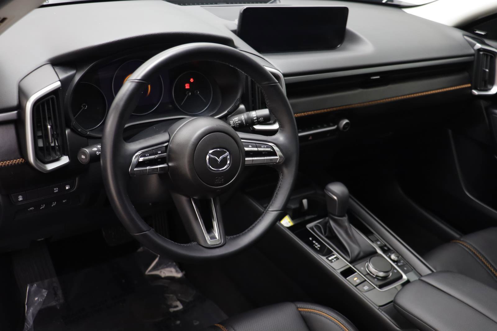 Used 2025 MAZDA CX-50 AWD 2.5 Hybrid w/ Premium Pkg image 6