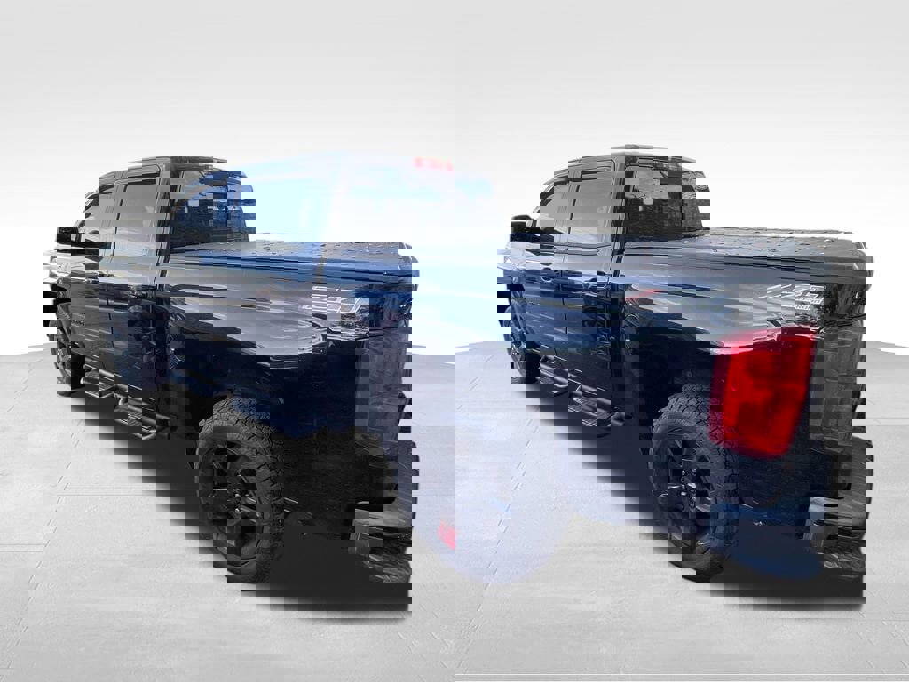 Used 2017 Chevrolet Silverado 1500 LTZ Z71 w/ Redline Edition image 9