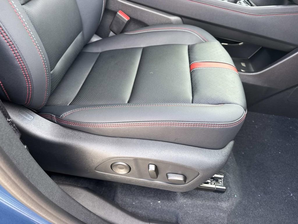 New 2026 Chevrolet Traverse RS FWD image 12