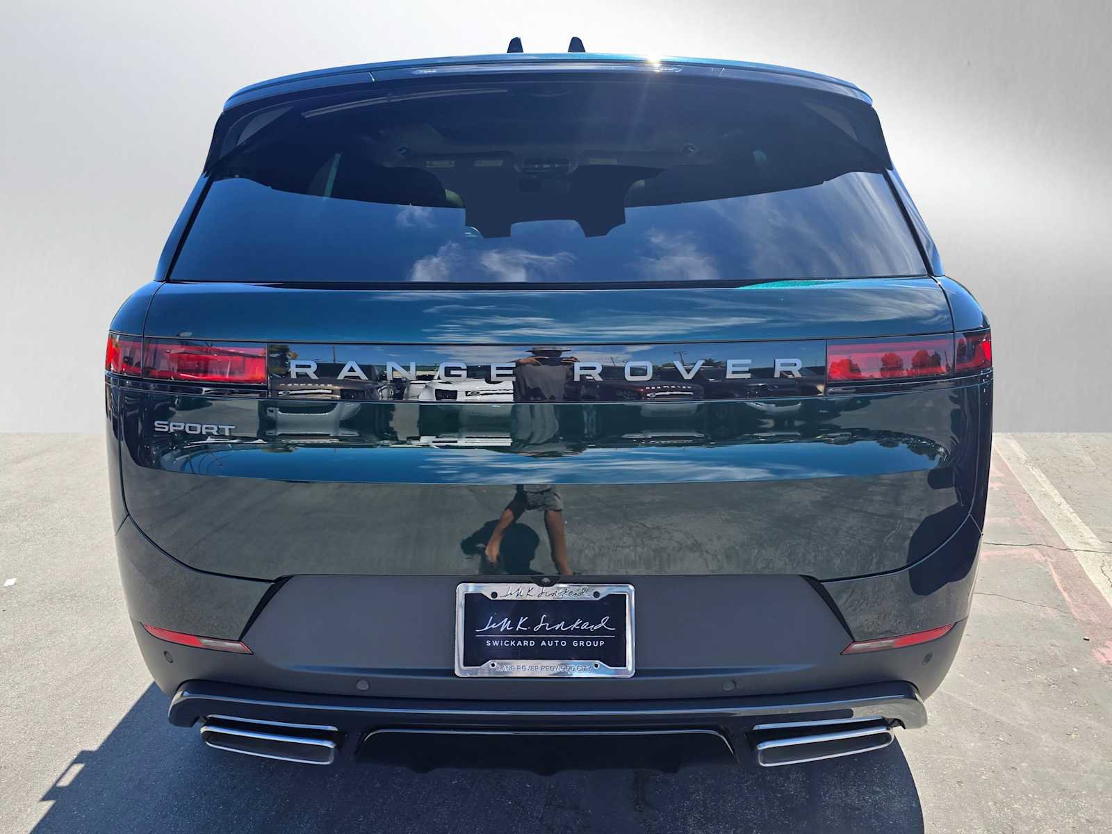 New 2025 Land Rover Range Rover Sport SE image 4