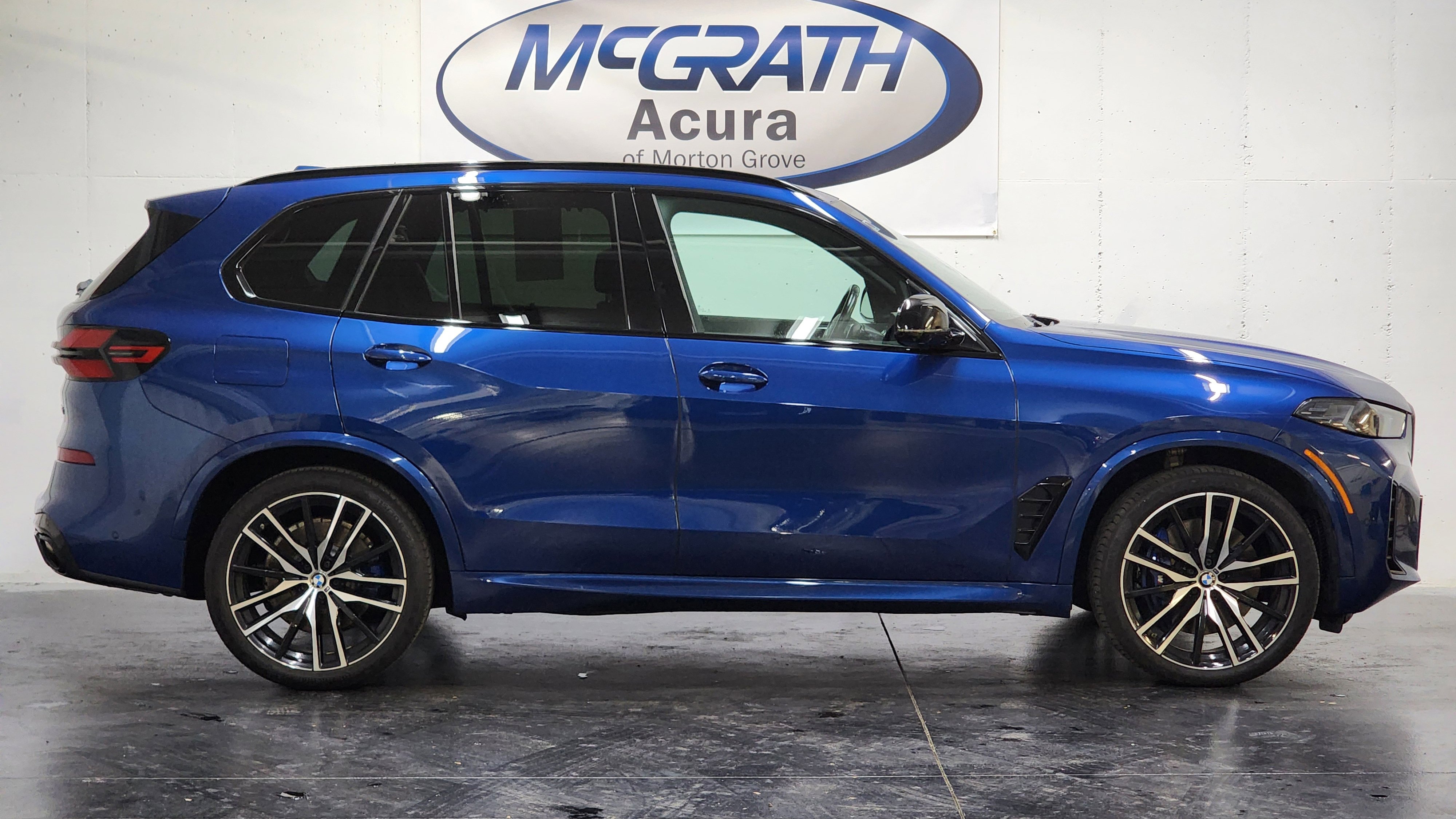 Used 2024 BMW X5 M60i image 3