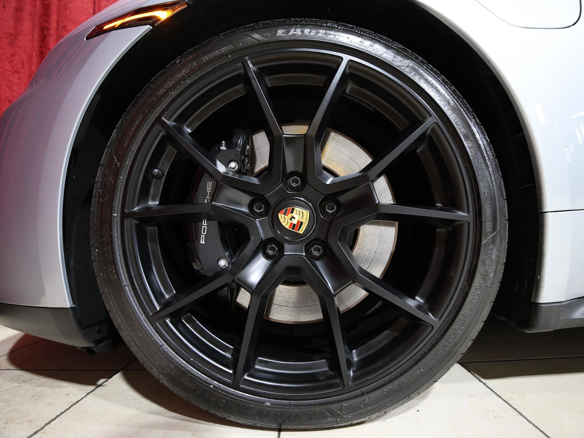 Used 2023 Porsche Taycan GTS image 7