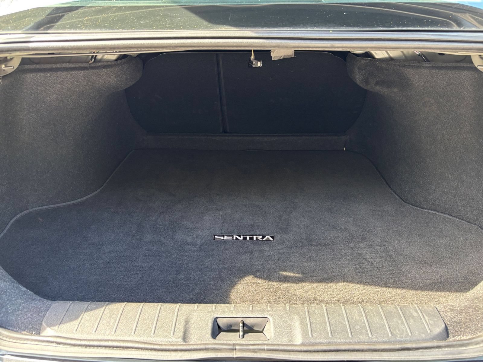 Used 2025 Nissan Sentra S FWD image 29