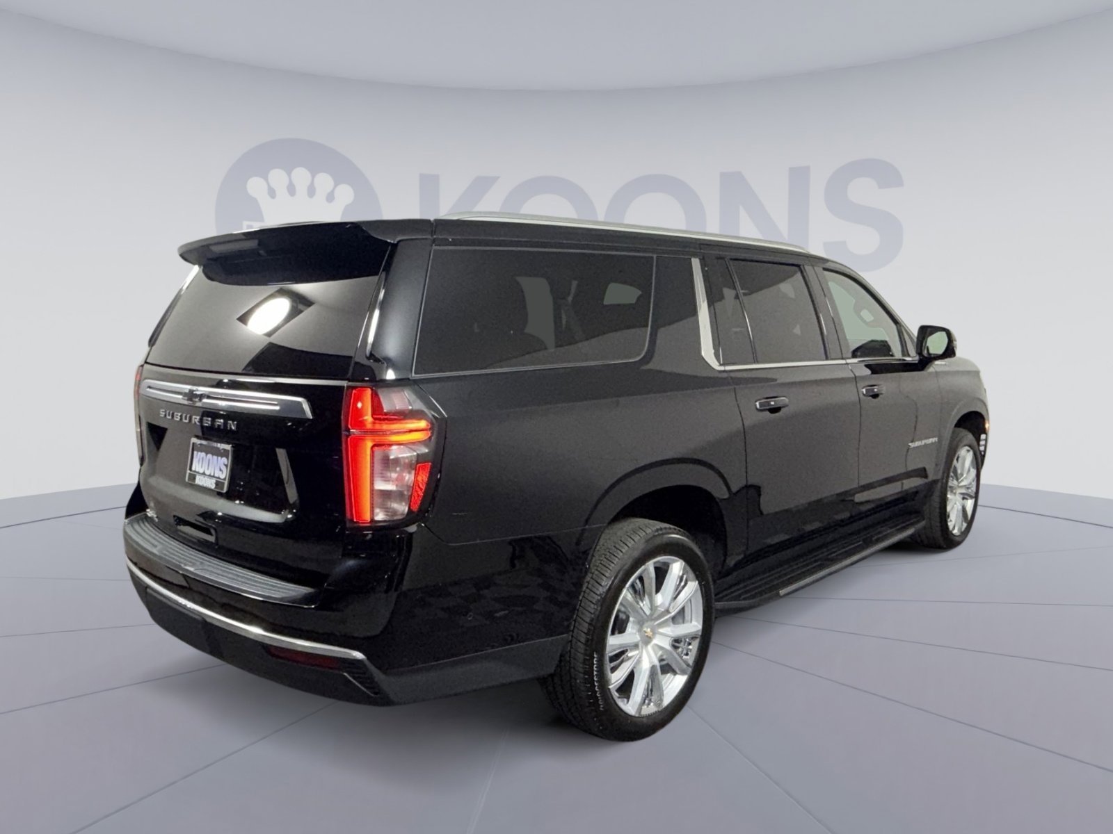 Used 2023 Chevrolet Suburban High Country w/ Advanced Technology Package image 7