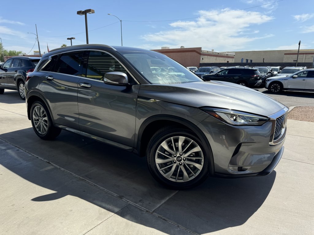 Used 2023 INFINITI QX50 Luxe image 6