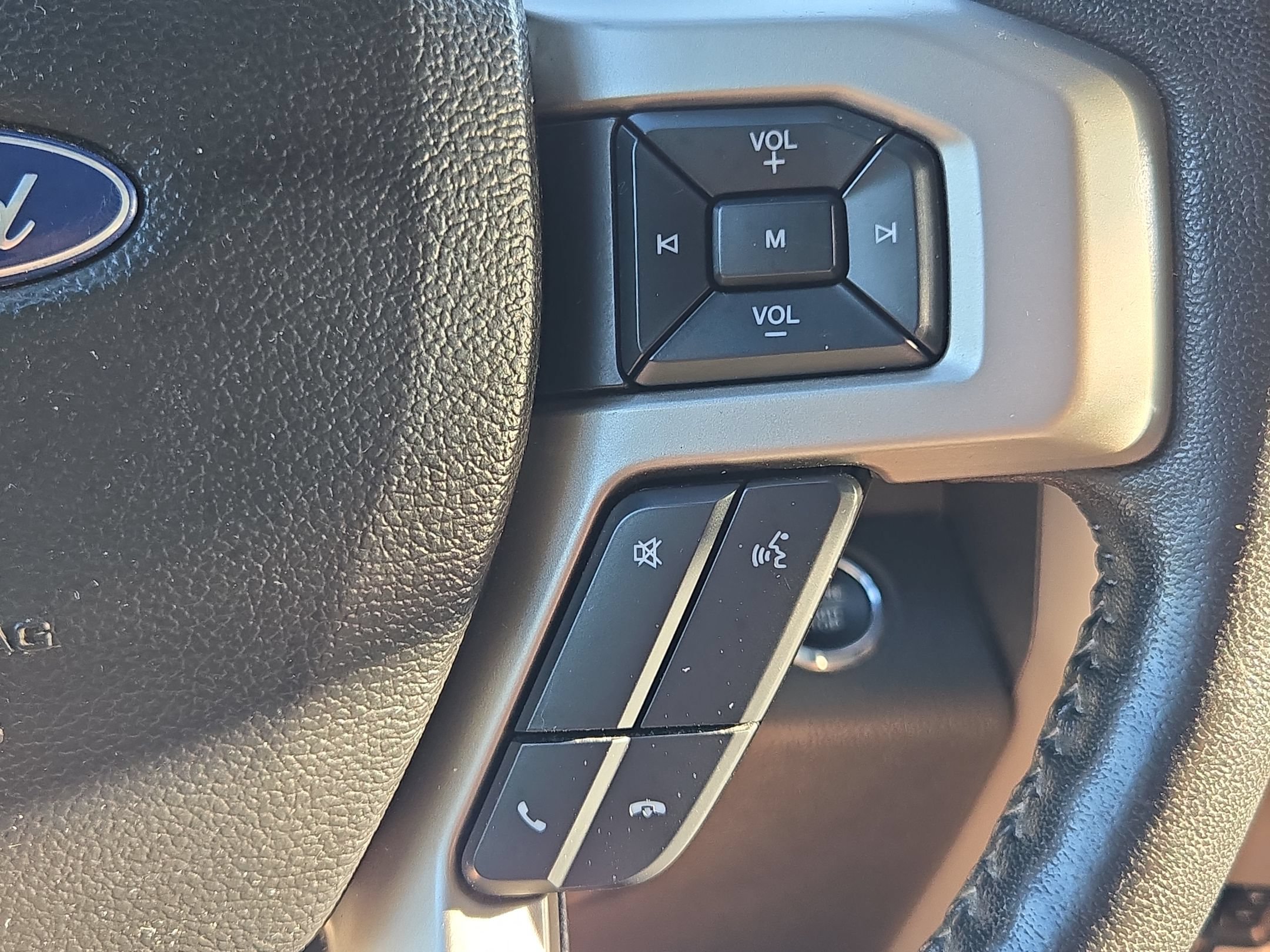 Used 2018 Ford F150 Lariat AWD/4WD image 28