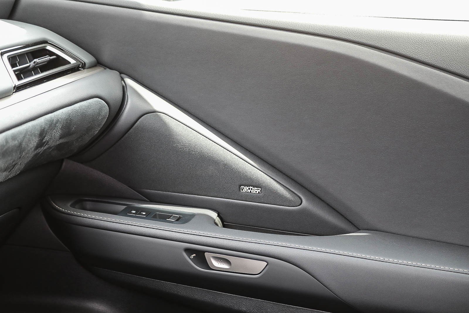 New 2026 Lexus TX 500h AWD image 21