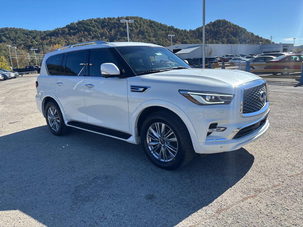 Used 2023 INFINITI QX80 Premium Select AWD/4WD image 7