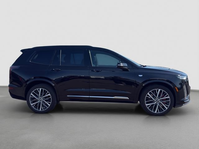 Used 2024 Cadillac XT6 Sport w/ LPO, Floor Liner Package AWD/4WD image 7