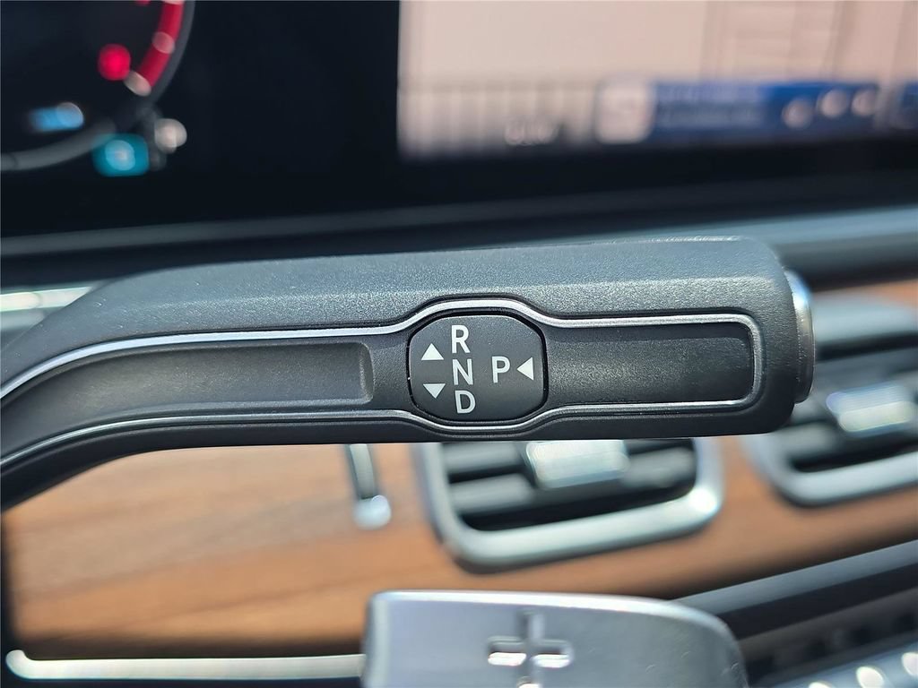 Used 2026 Mercedes-Benz GLS 450 4MATIC image 28
