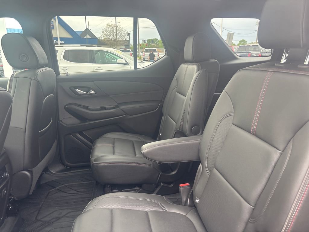 Used 2023 Chevrolet Traverse RS w/ LPO, Floor Liner Package AWD/4WD image 31