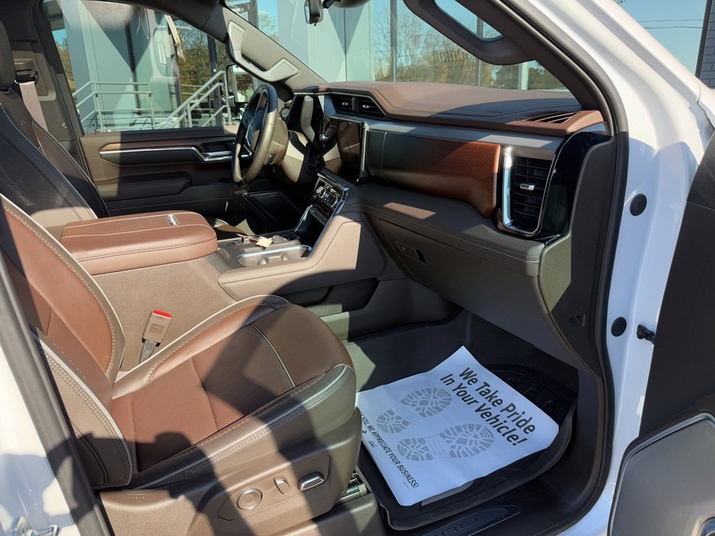 Used 2024 GMC Sierra 2500 Denali w/ Denali Reserve Package image 18