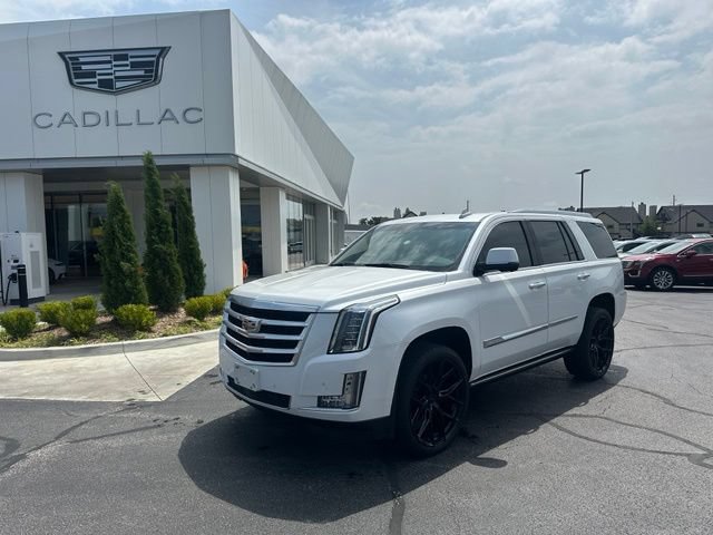 Used 2016 Cadillac Escalade Premium AWD/4WD image 1