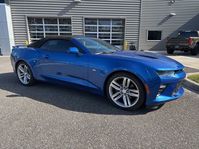 Used 2016 Chevrolet Camaro SS image 2